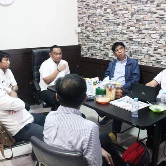 Kadis dan Sekretaris Distaru Rakor Bahas RTRW dan Garis Sempadan Sungai